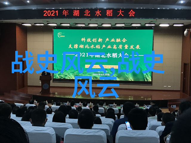 被迫紧贴玻璃边缘的无声承诺