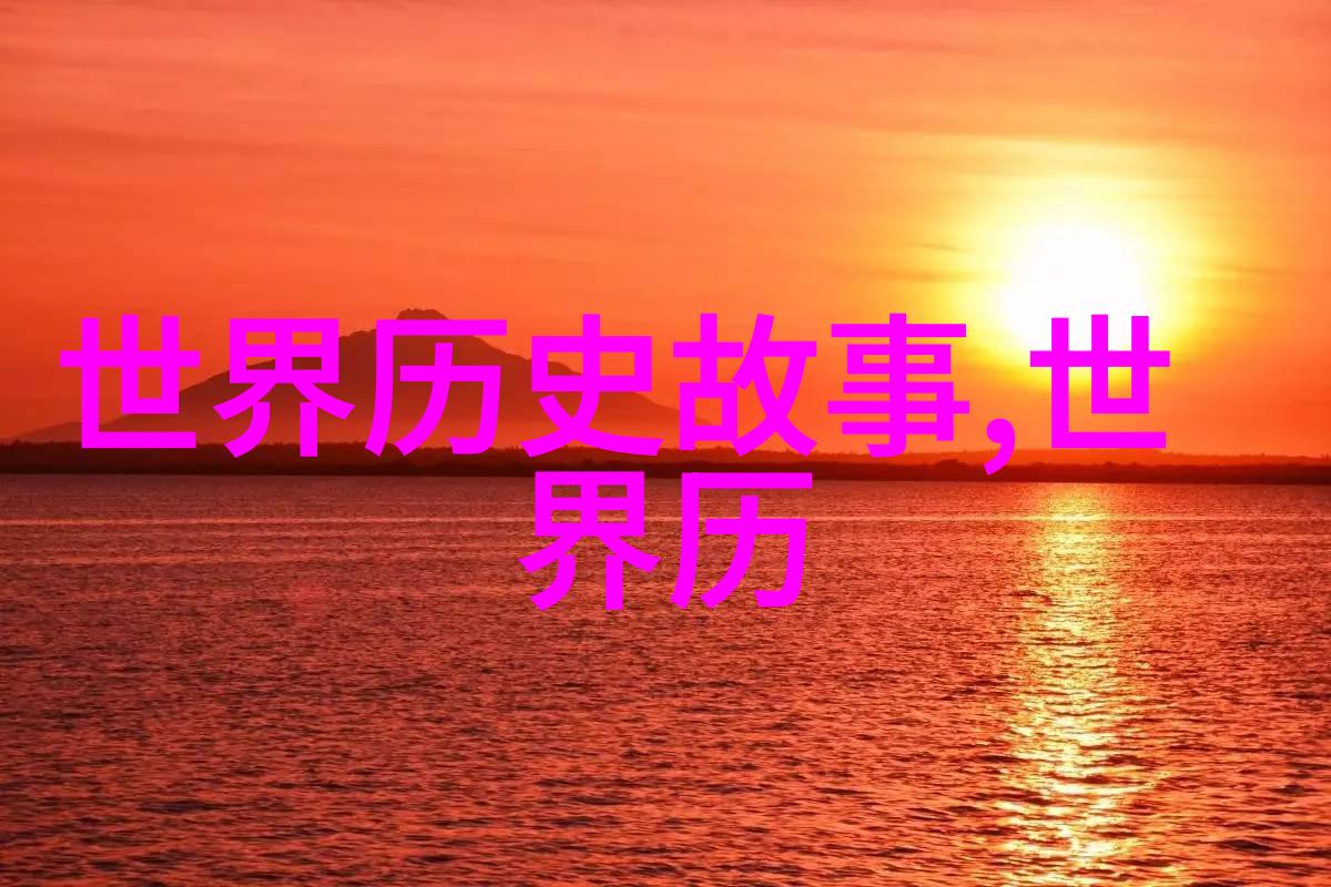 沉默的守护者-兰姨一只手捂着嘴生怕发出声