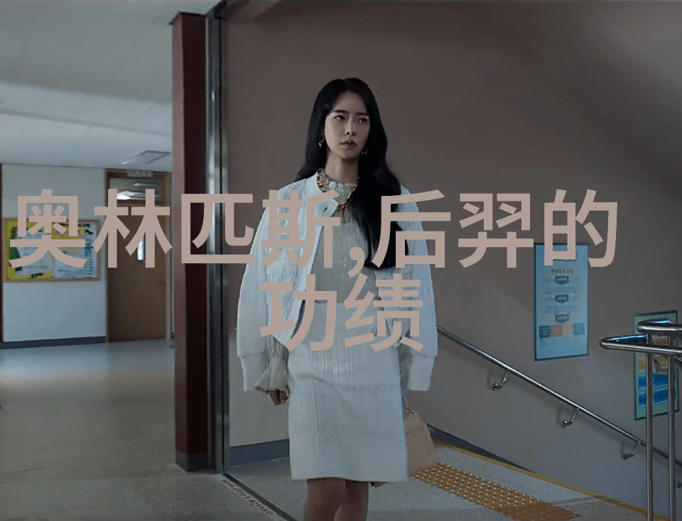 燕易王翩跹在云端的孤帆远影